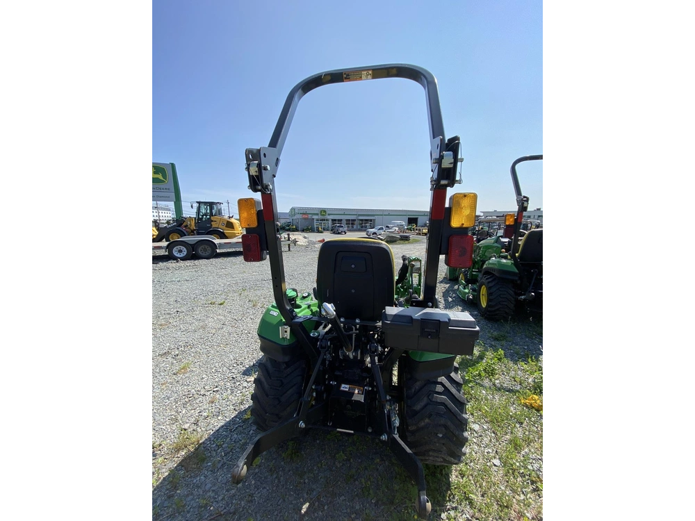 2024 John Deere 1023e alt