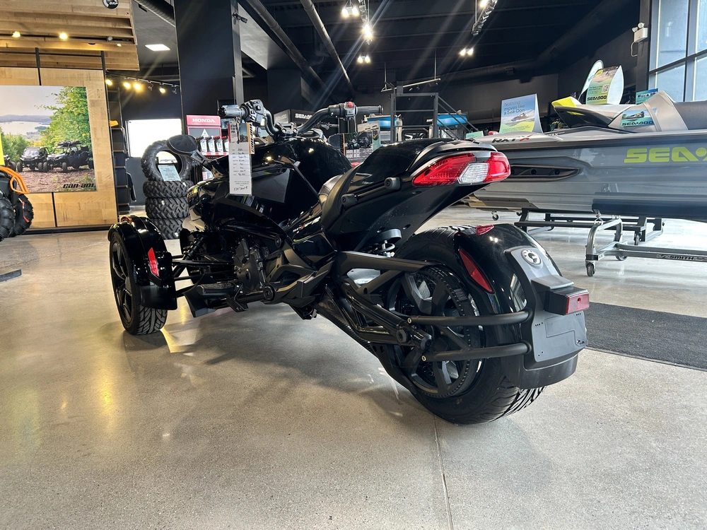 2023 Can-am Spyder F3 alt