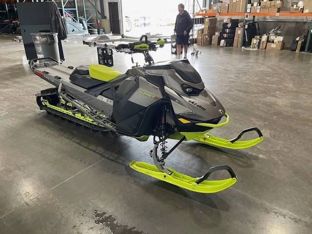 2023 Ski-doo Summit X W/ Expert Package 165 850 Turbo W/ 10.25" Screen alt