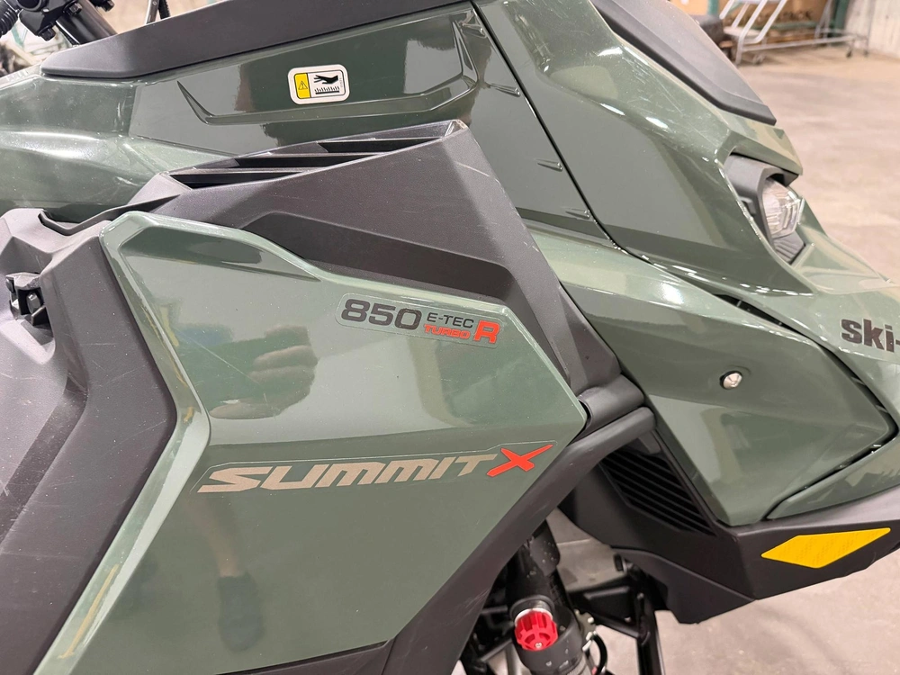 2026 Ski-doo Summit Expert 850 Turbo 154 10.25 alt