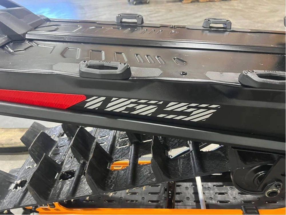 2024 Ski-doo Summit X W/ Expert Package 165 850 Turbo alt