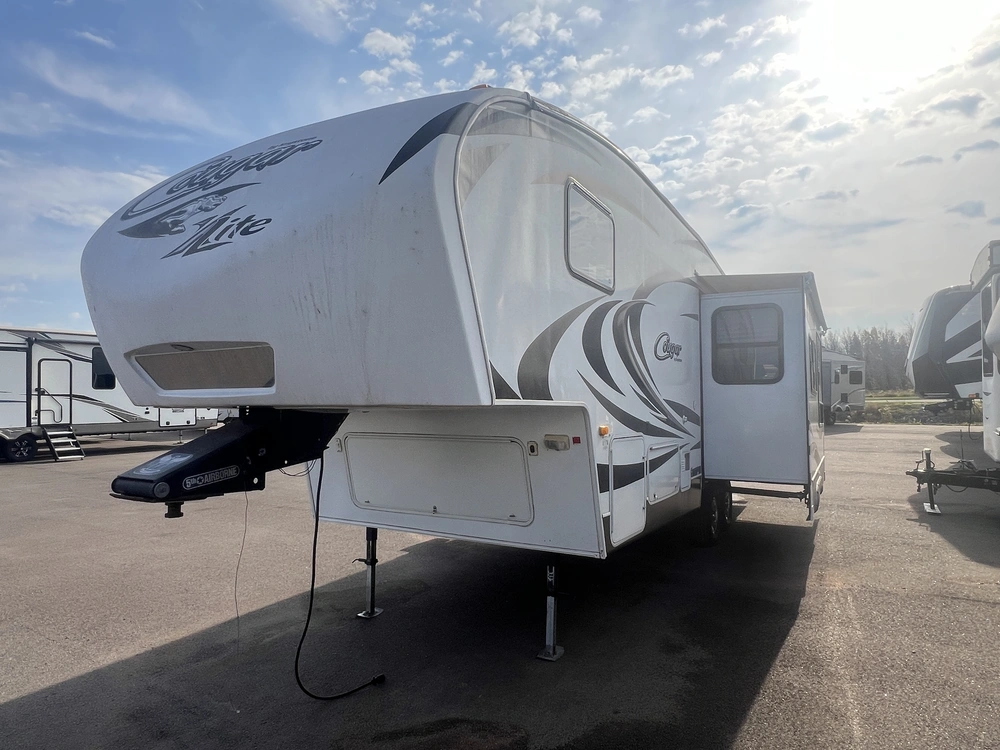 2012 Keystone Rv Cougar X-lite 27rks alt