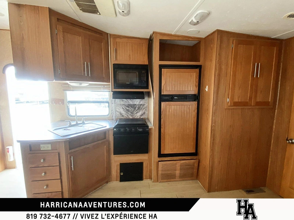 2008 R-vision Trail Bay 3528bh alt