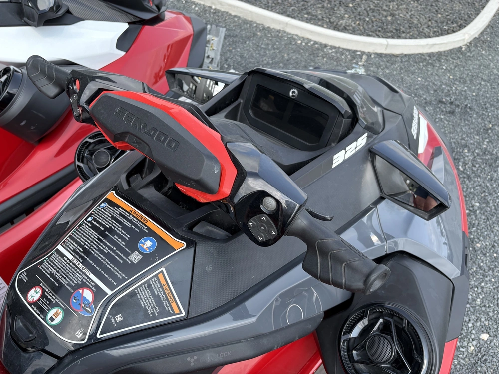 2024 Sea-doo Pwc Rxt X 325 Aud Rd Ibr 24 alt
