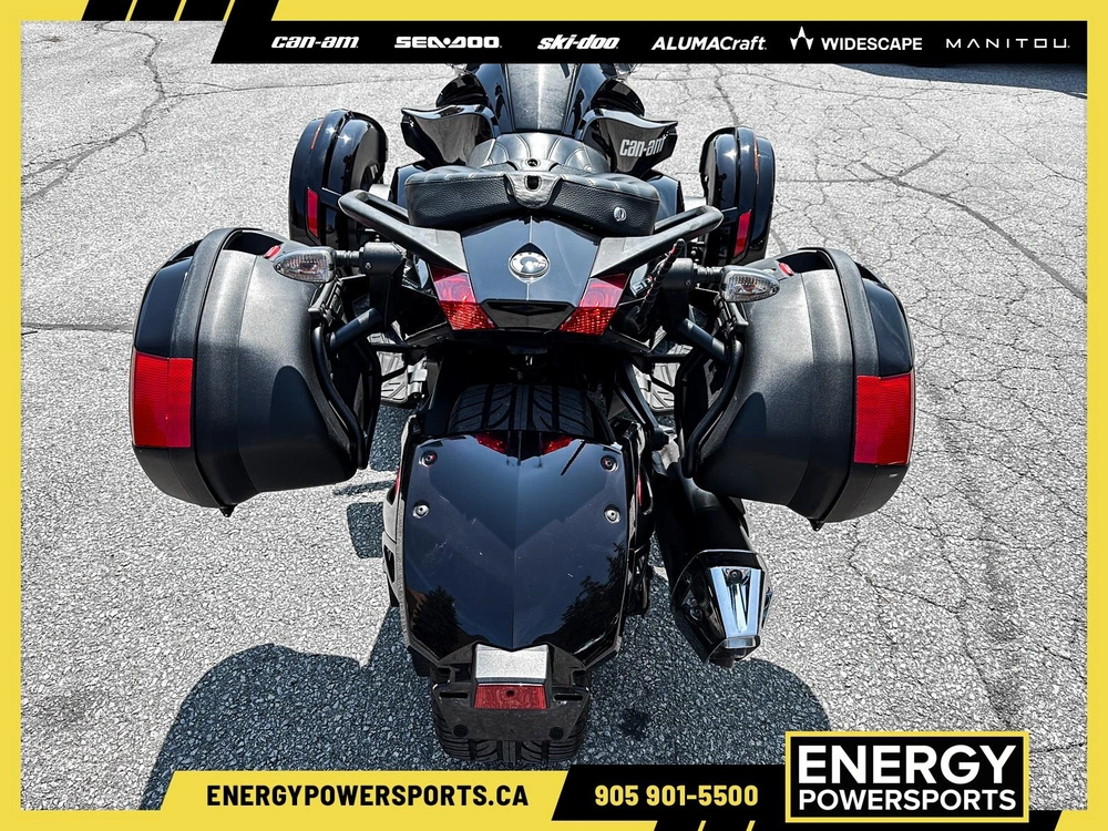 2013 Can-am Spyder St Limited alt
