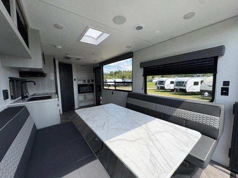 2022 Wildwood 26wdt alt