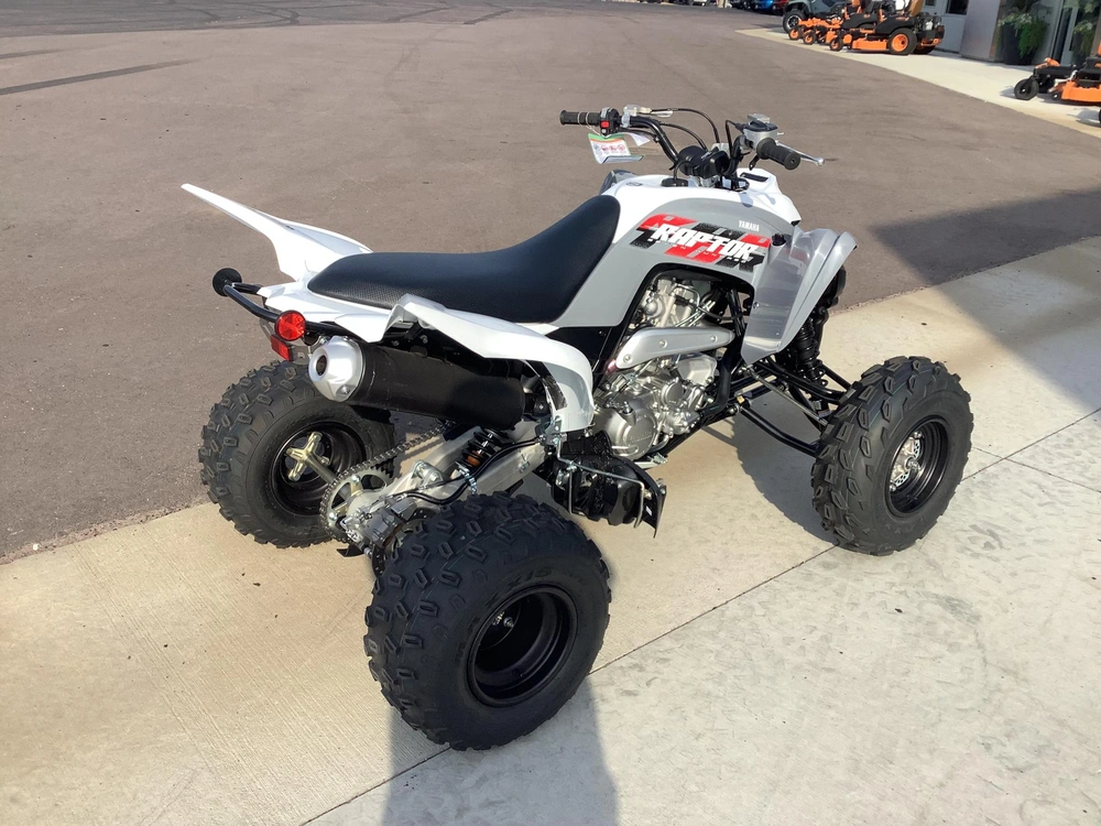 2026 Yamaha Raptor 700 alt