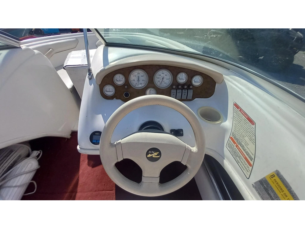 1995 Sea Ray 195 Br alt