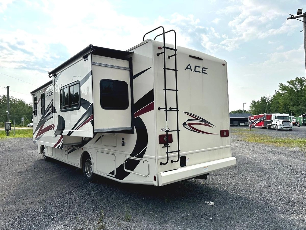 2023 Thor Ace 29g alt