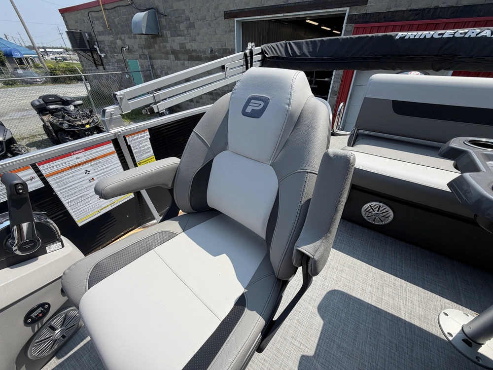 2025 Princecraft Vectra 21 alt