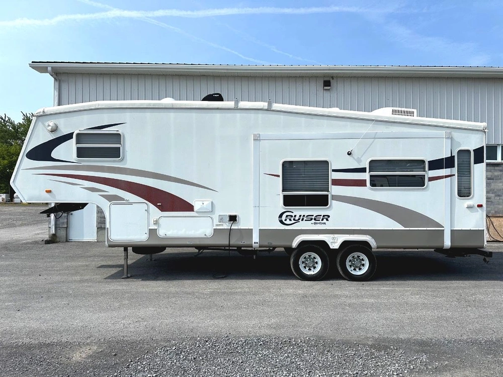 2004 Crossroads Cruiser 27rl alt
