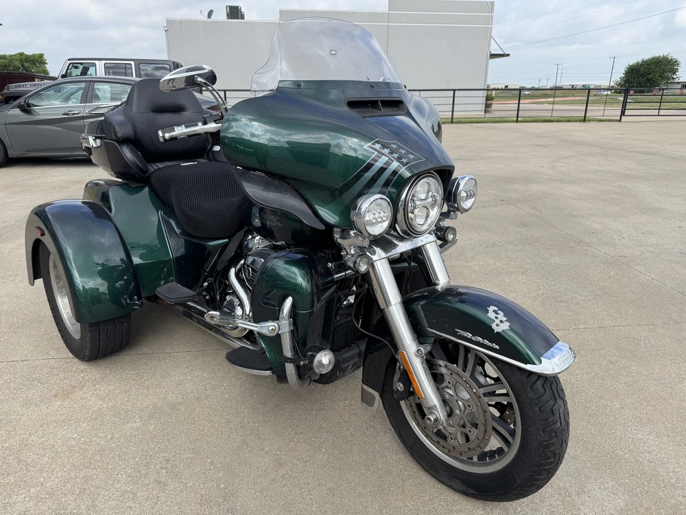 2021 Harley-davidson Tri Glide Ultra alt
