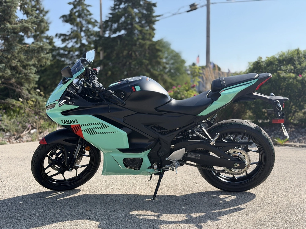 2026 Yamaha Yzf-r3 alt