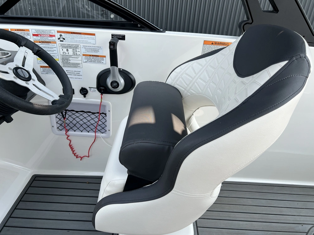 2022 Bayliner Bayliner Vr5 250 alt