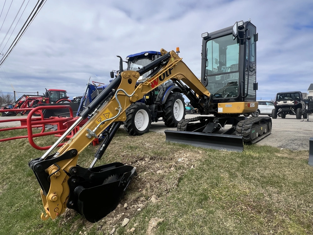 2026 Wolf We26 Cab alt