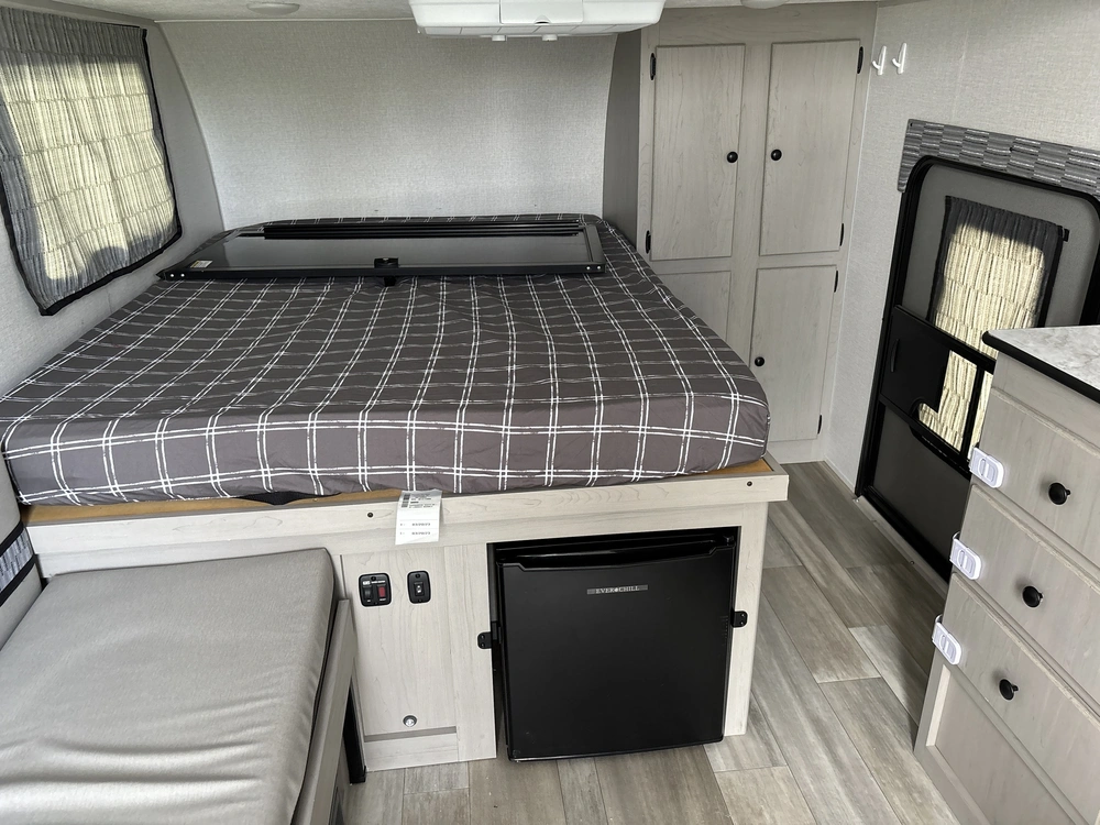 2024 Forest River Clipper 12.0 Premier alt