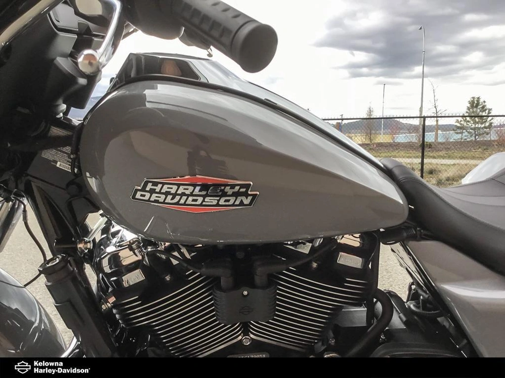 2026 Harley-davidson Flhx - Street Glide® alt