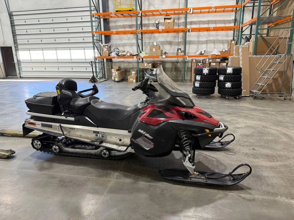 2010 Ski-doo Expedition Se 1200 alt