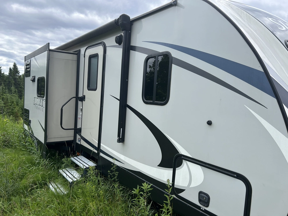 Crossroads Rv Sunset Grand Reserve 26 2018 alt