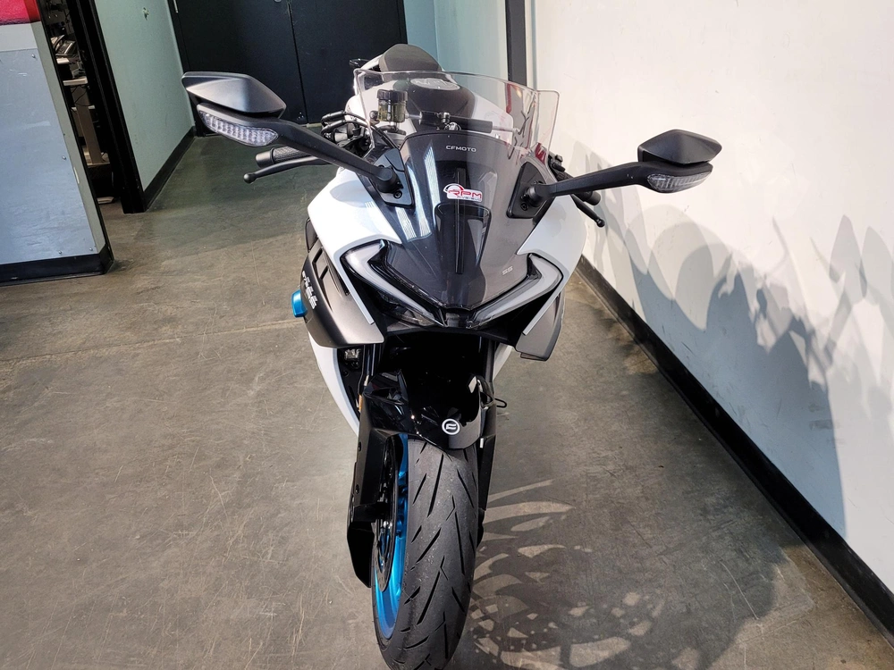 2026 Cfmoto 675 Ss alt