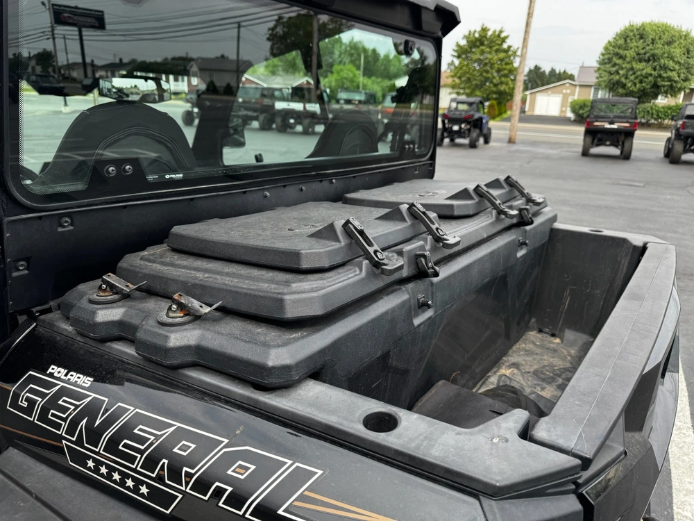 Polaris General 1000 Deluxe 2019 alt