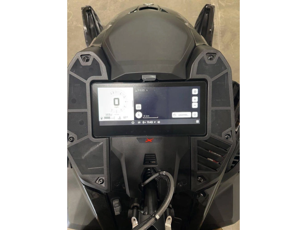2026 Ski-doo Summit X 165 850 Turbo 10.25" Screen alt