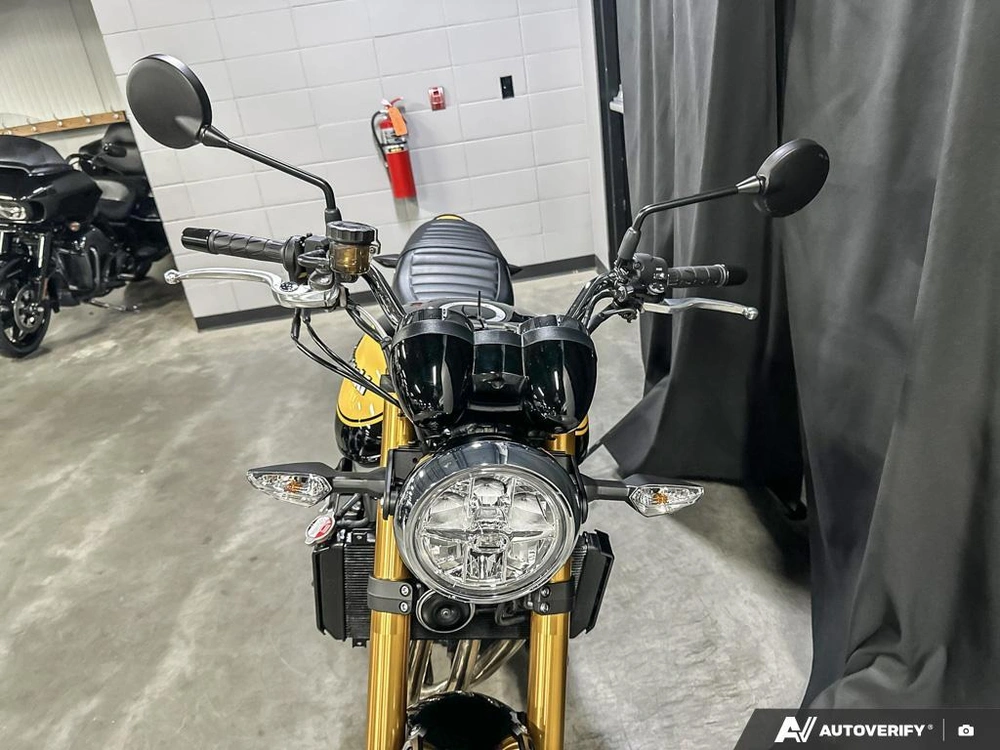2022 Kawasaki Z900rs Se alt