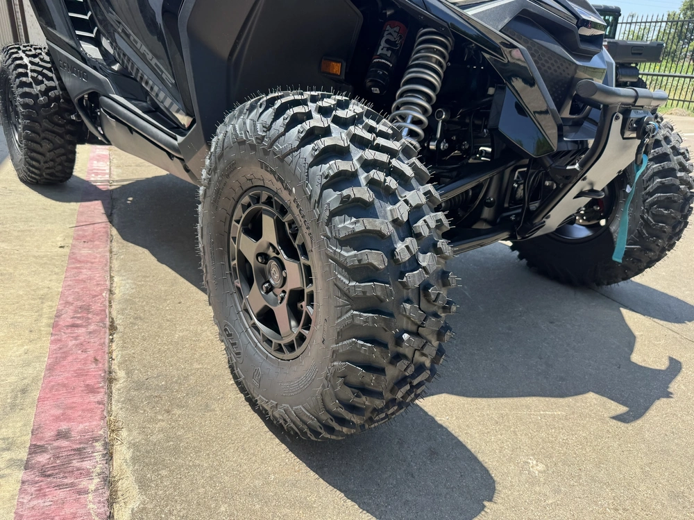 2026 Cfmoto Zforce Z10 alt