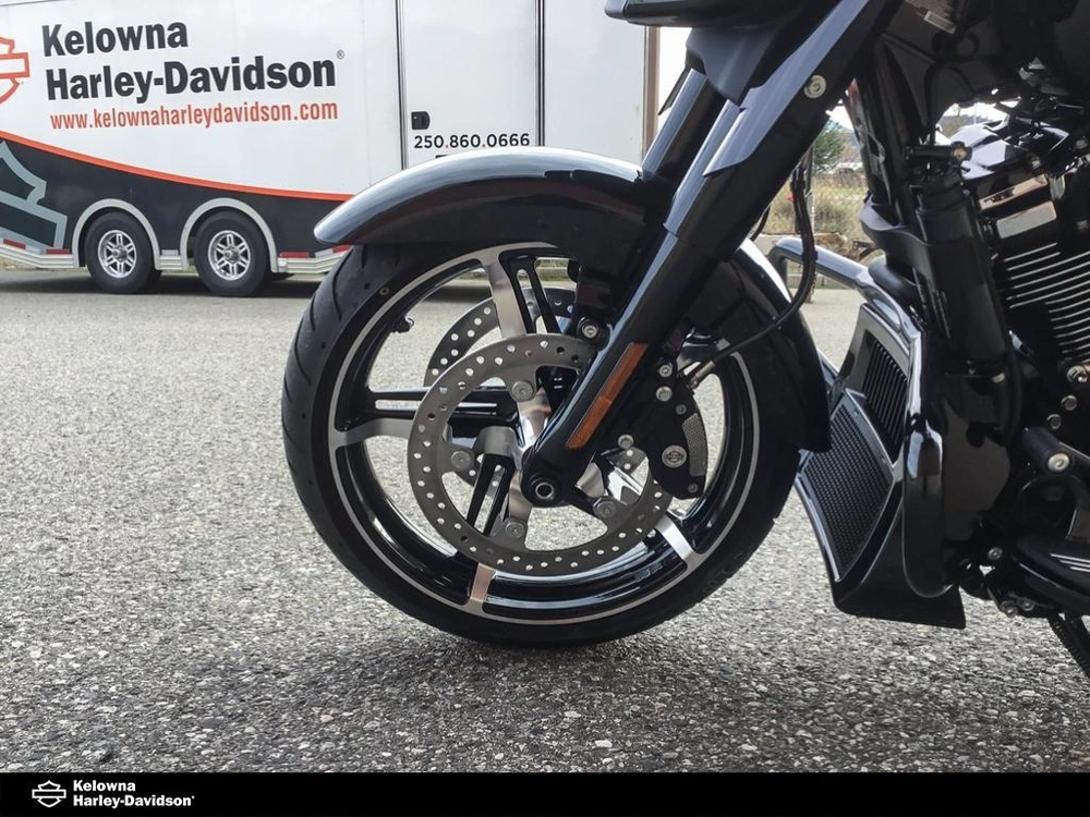 2026 Harley-davidson Flhx - Street Glide® alt