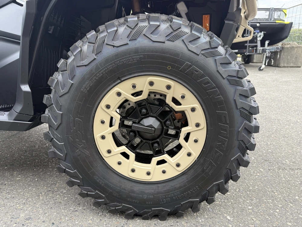 2026 Can-am Outlander Backcountry 1000r alt