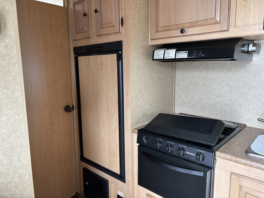 2012 Forest River Rockwood 185 alt