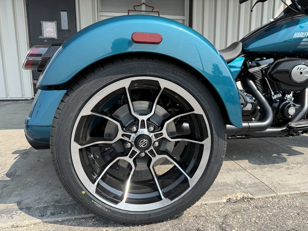 2026 Harley-davidson Road Glide 3 alt