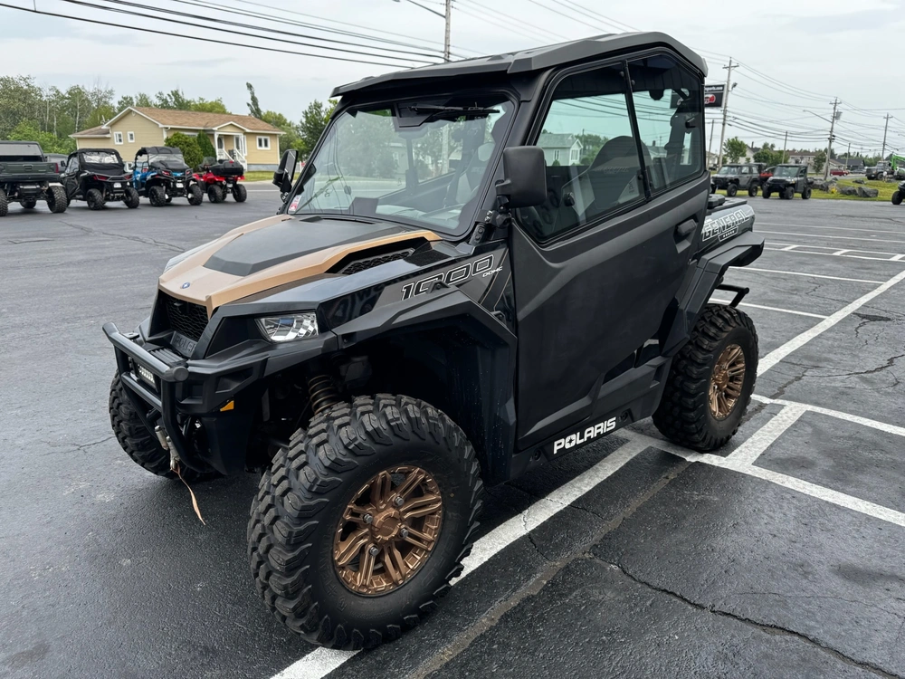Polaris General 1000 Deluxe 2019 alt