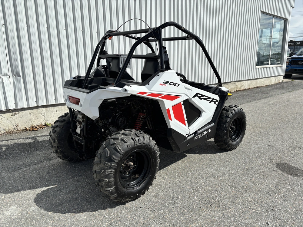 2023 Polaris Rzr 200 alt