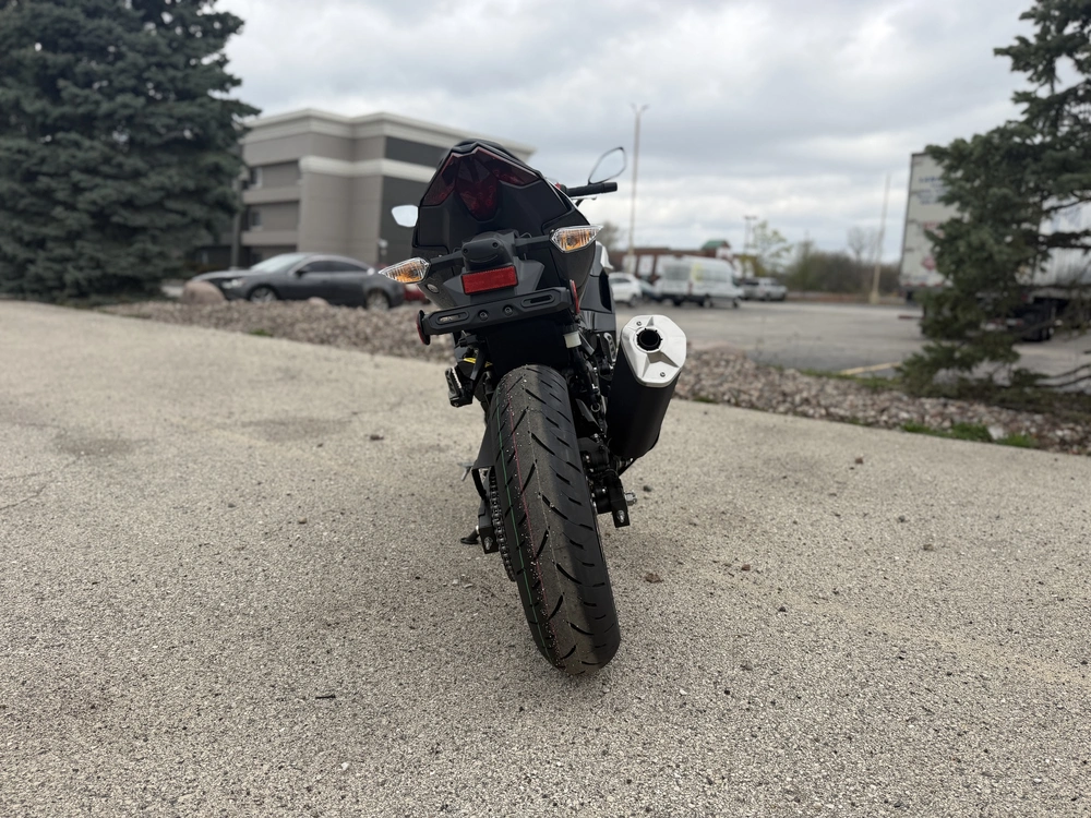 2026 Kawasaki Ninja 500 Abs alt