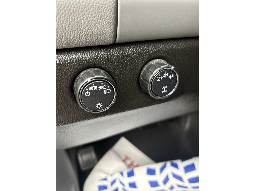 2022 Chevrolet Colorado alt