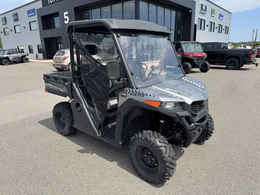 2022 Cfmoto Uforce 600 Classic alt