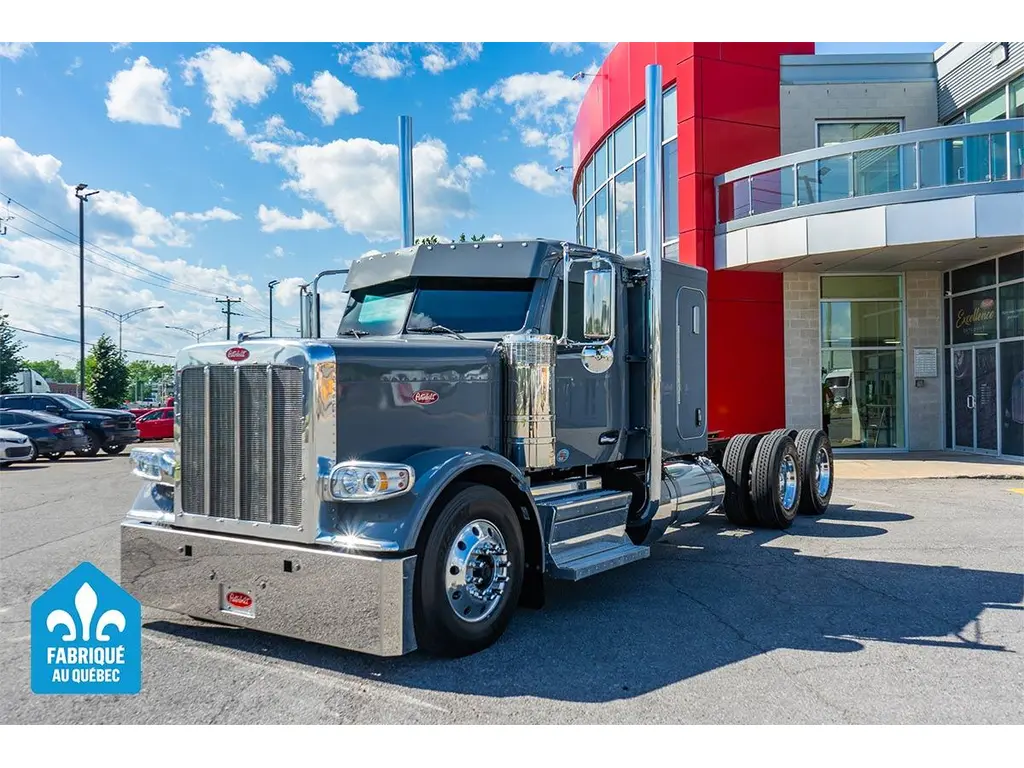 Peterbilt 589  2025