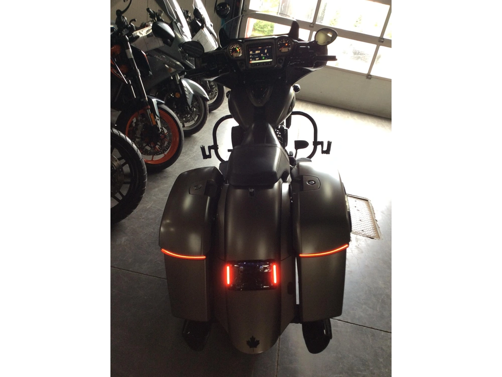 Indian Motorcycle Chief Dark Horse 2019 alt