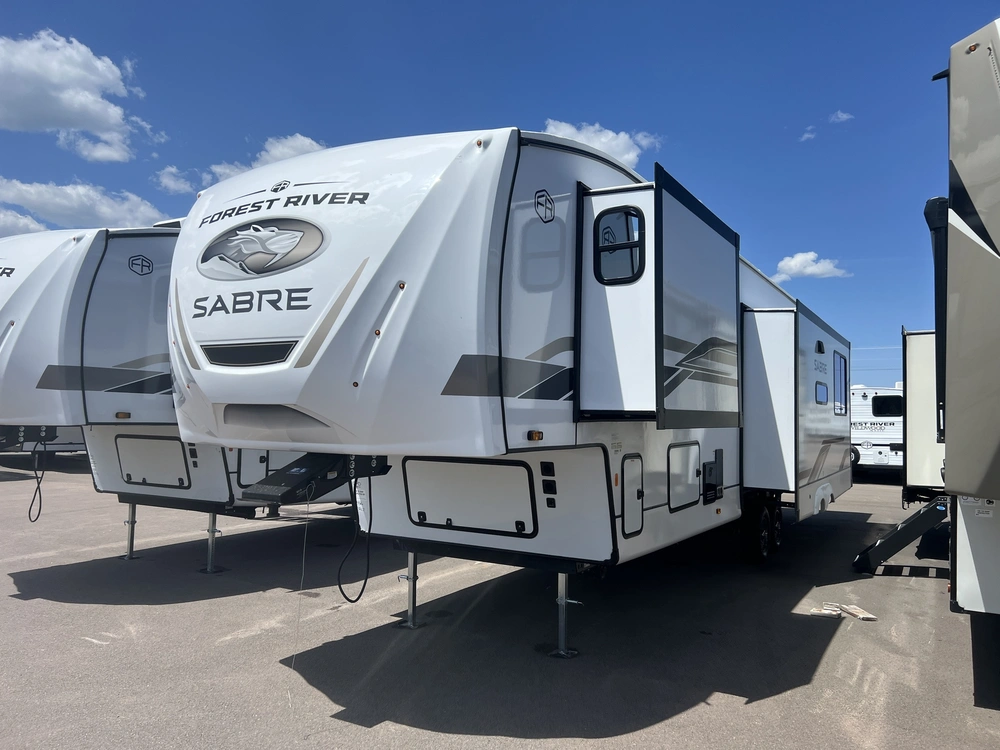 2025 Forest River Sabre 33rlp alt