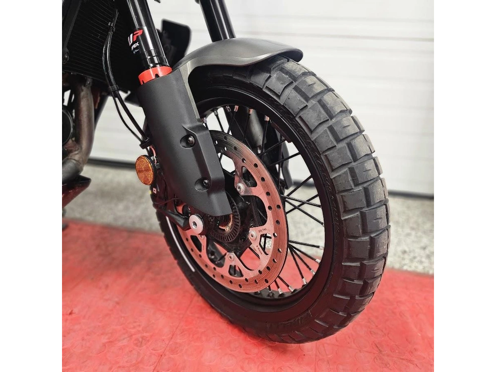2024 Husqvarna Svartpilen 401 alt