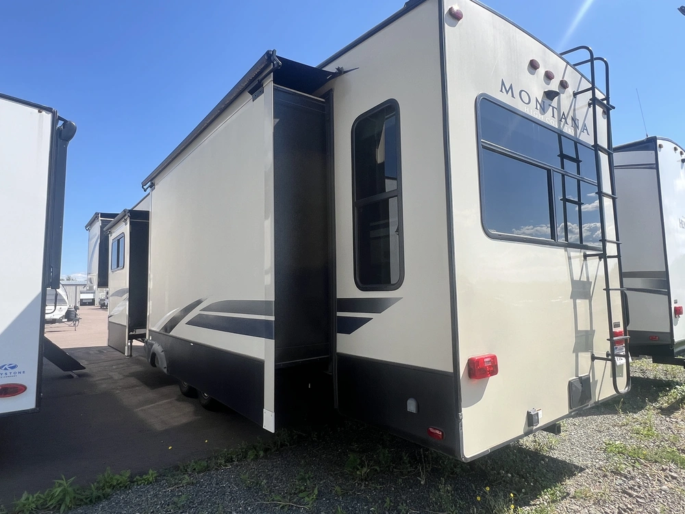 2019 Keystone Rv Montana 385br alt