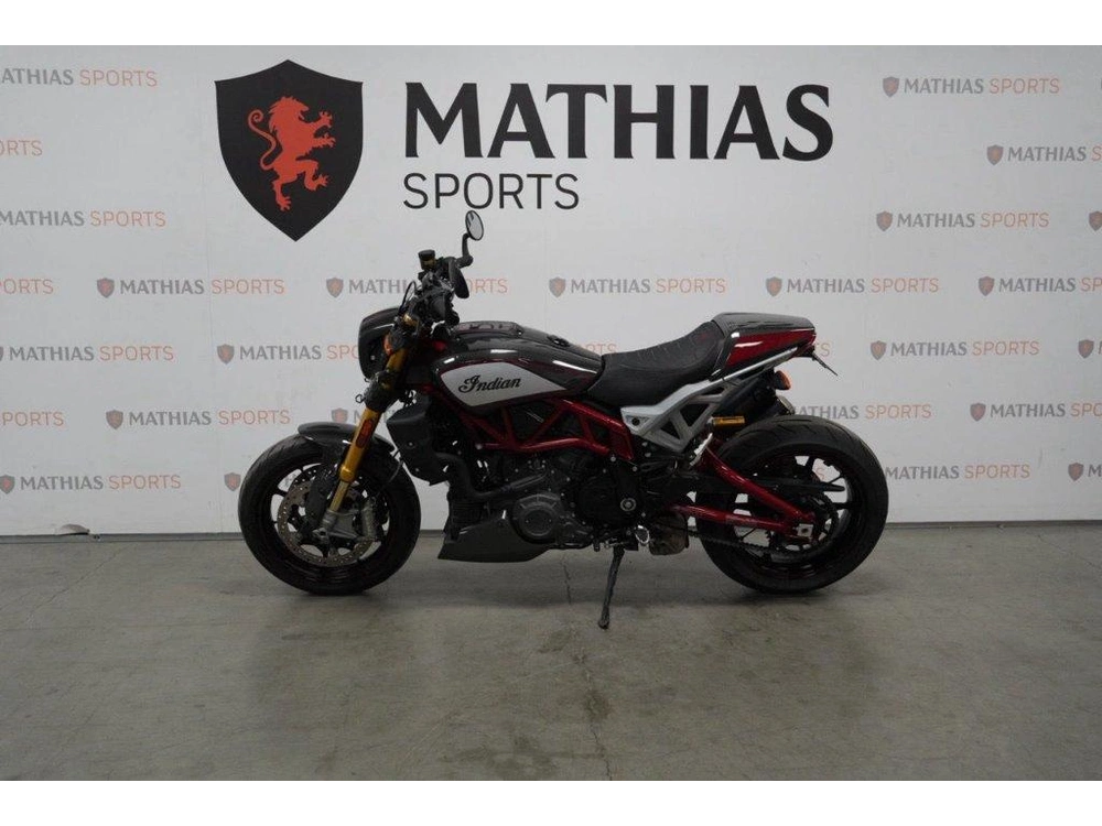 2022 Indian Motorcycle Ftr R Carbon alt