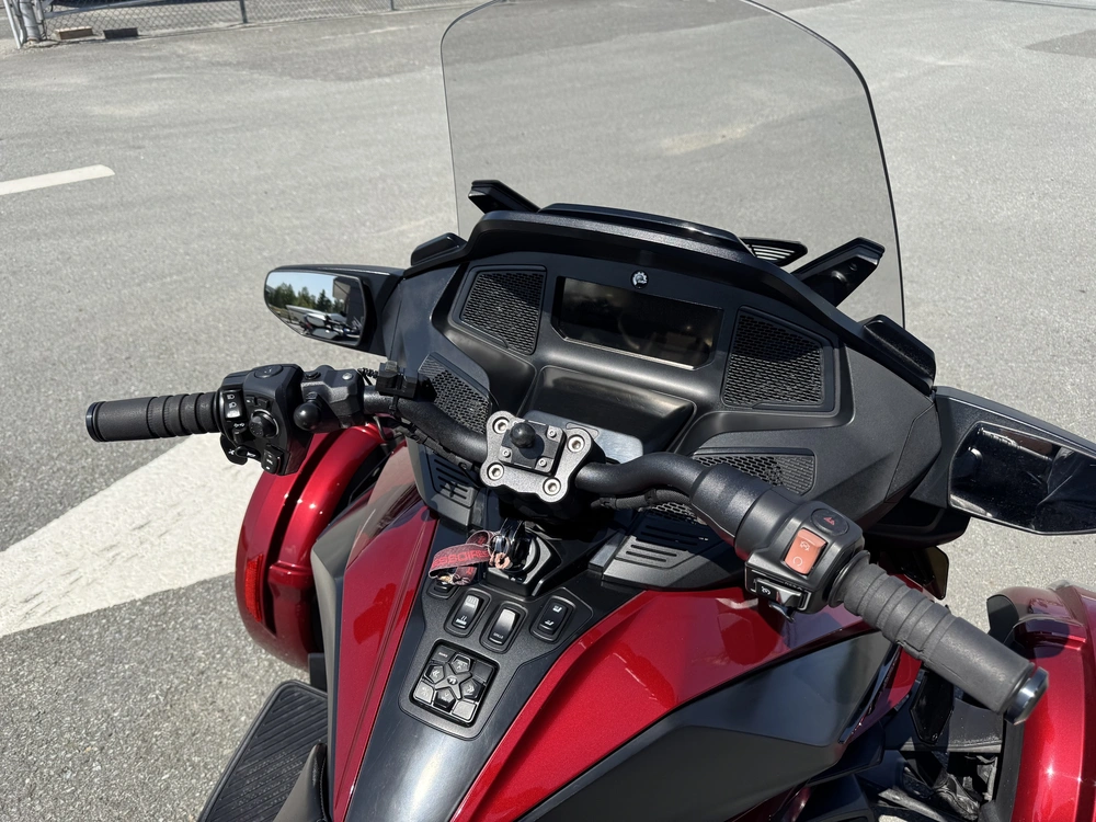 Can-am Rt Limited 2020 alt