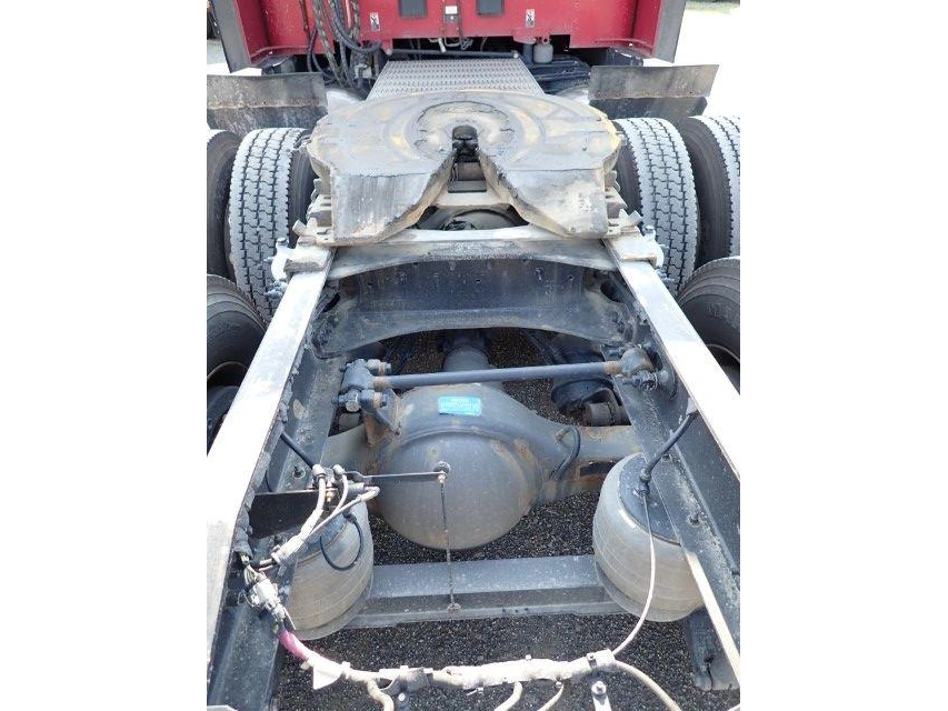 2025 Peterbilt 579
