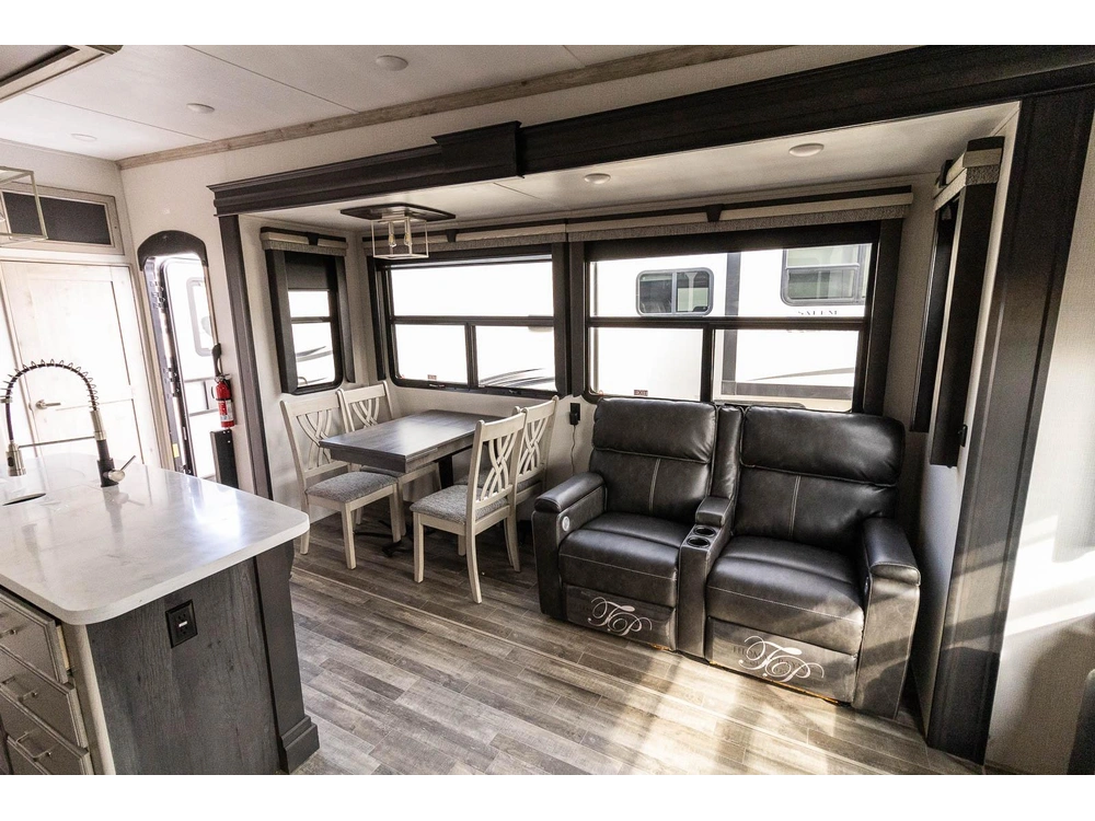 2021 Keystone Rv Alpine 3650 Rl alt