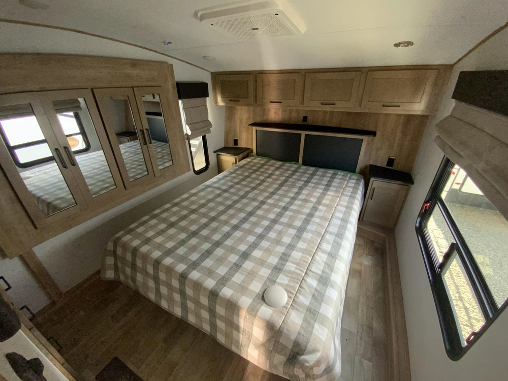 2023 Keystone Rv Arcadia 3570 Lt alt