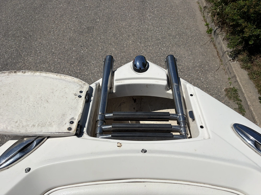 Monterey Boats 204 Sf 2012 alt