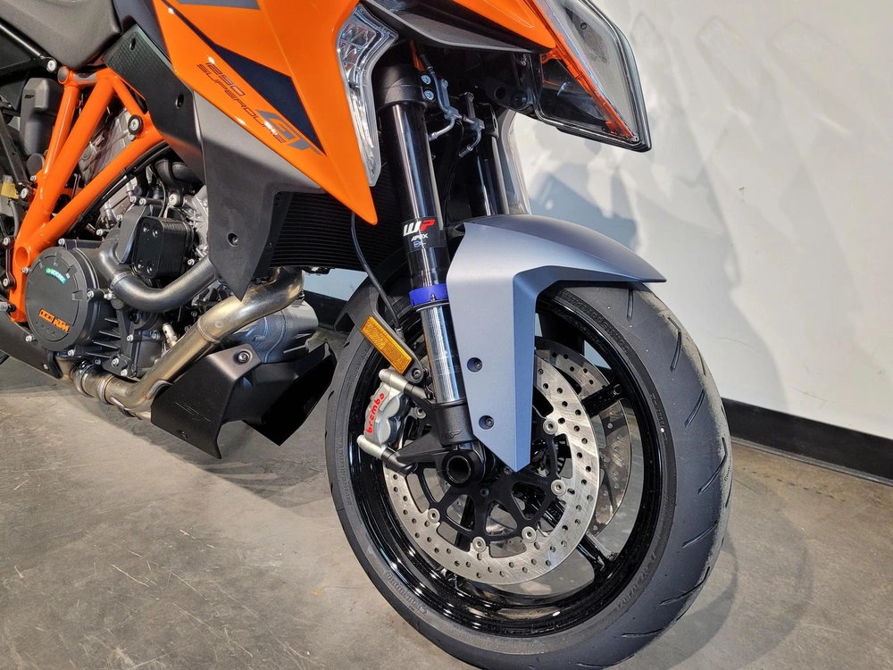 2024 Ktm 1290 Super Duke Gt *à Partir De 3.99% alt