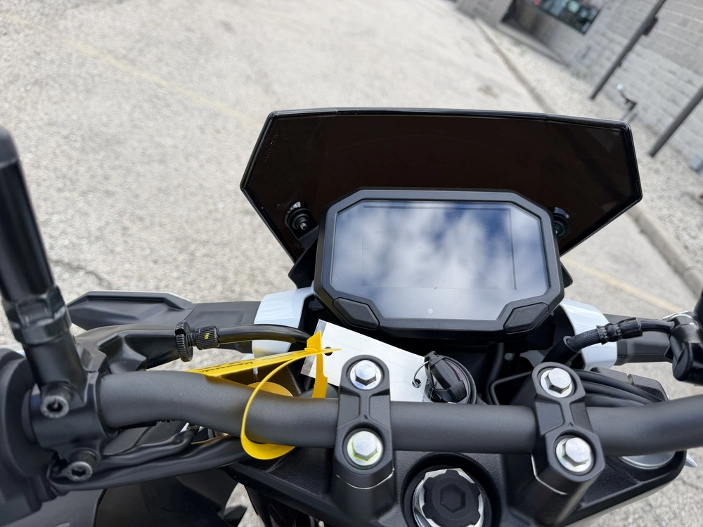 2026 Kawasaki Z500 Se Abs alt